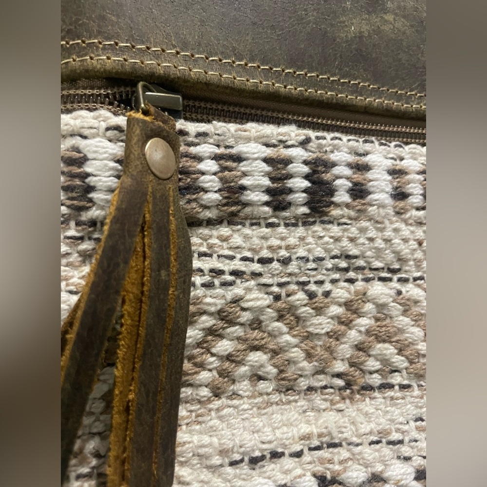 NWT Myra Bag Handcrafted Tan and Brown Leather Heavy Rug & Canvas Women's Bag - Picture 8 of 11